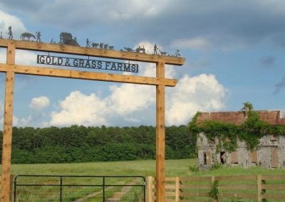 entrance photo gold grass farms